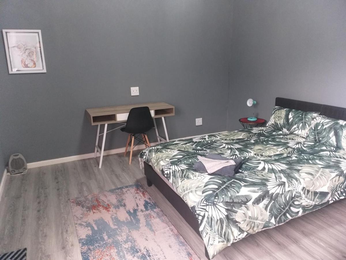 Apartament Tj Self-Catering Graaff-Reinet Zewnętrze zdjęcie