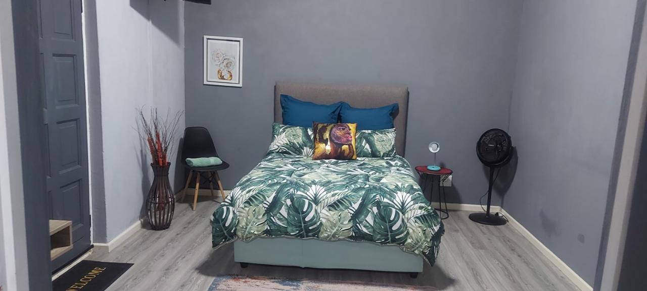 Apartament Tj Self-Catering Graaff-Reinet Pokój zdjęcie