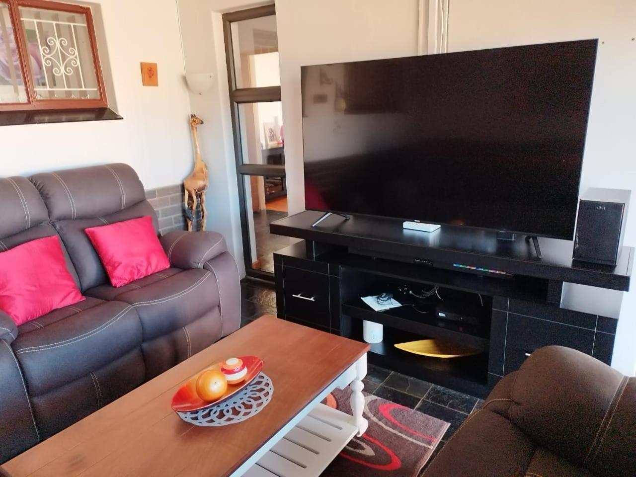 Apartament Tj Self-Catering Graaff-Reinet Pokój zdjęcie